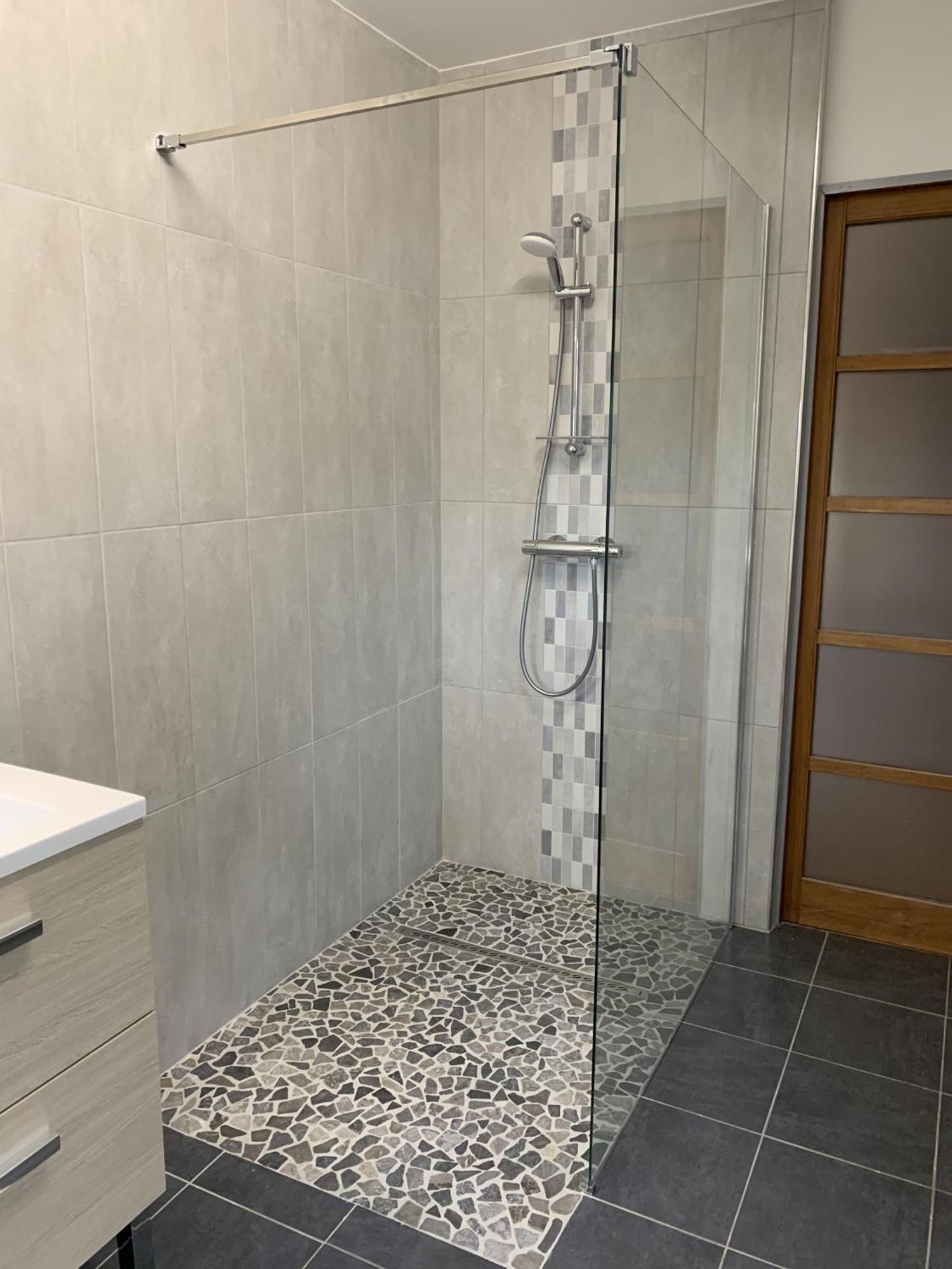 Maison Piscine Et Jacuzzi Saint-Germain-des-Fosses Værelse billede